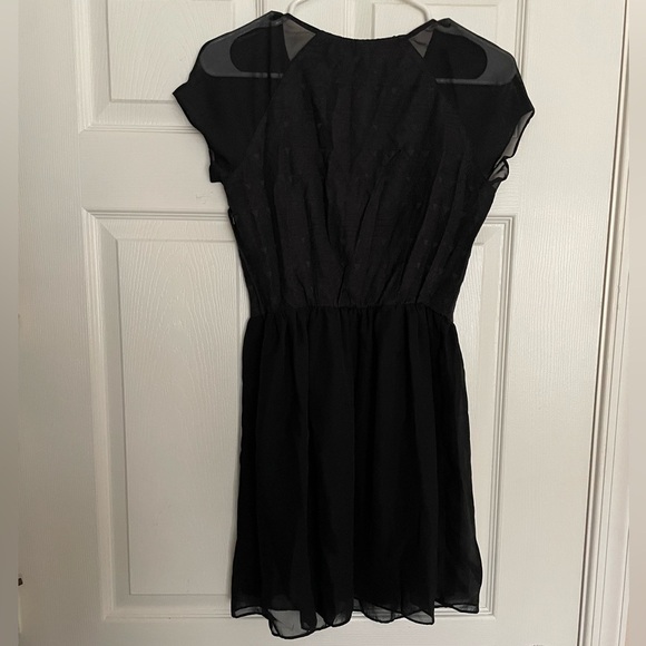 H&M Divided Classic Black Mini Dress size 6 - Picture 6 of 6